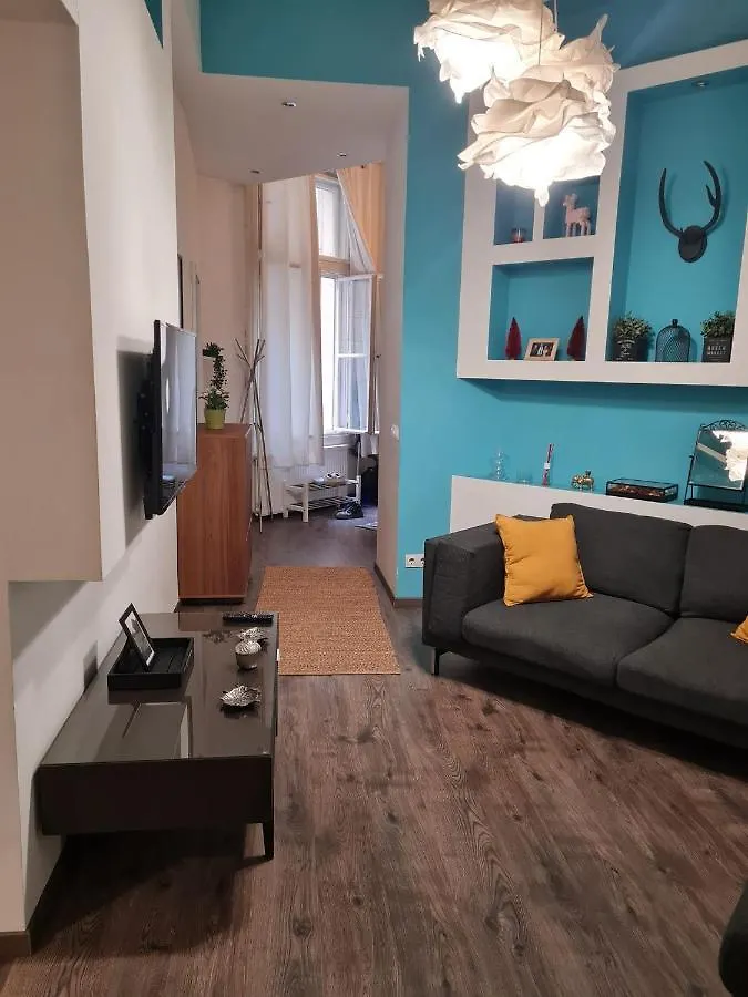 בית אירוח דירות בודפשט Turquoise Lofts הונגריה