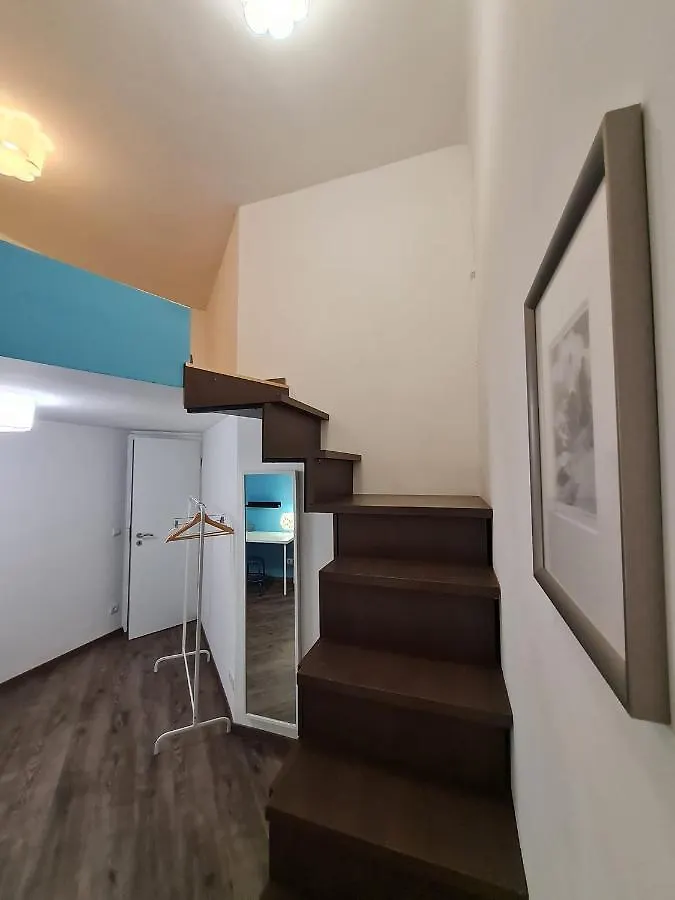 דירות בודפשט Turquoise Lofts בית אירוח